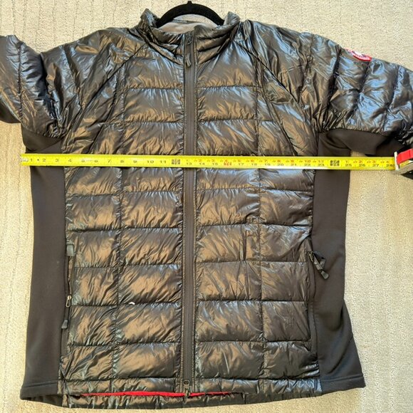 Canada Goose Hybrid Lite Down Jacket (Black/Red) – Size 2XL - Picture 13 of 14